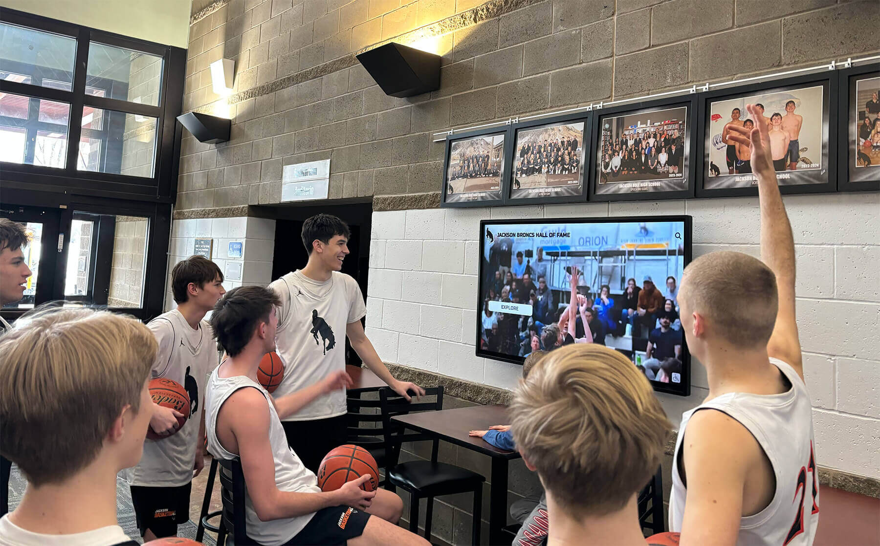 Professional digital display installation
